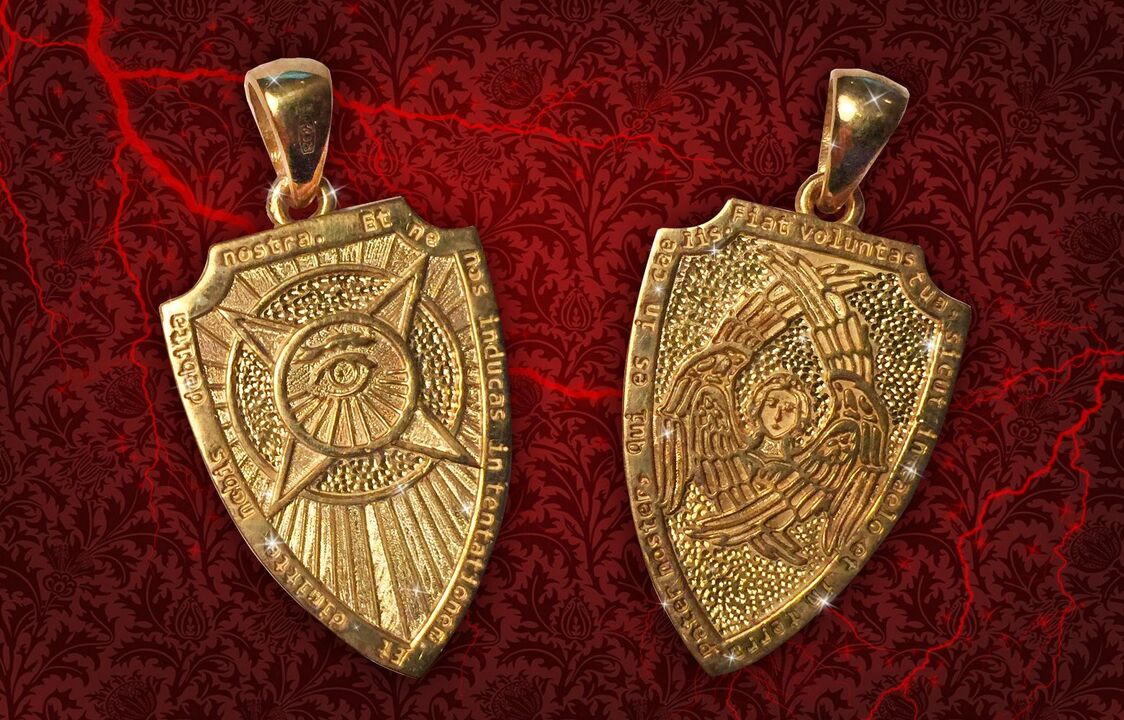 the shield amulet for wealth and good luck